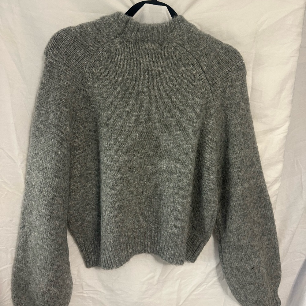 Lea & Viola Pearl Rhinestone Embellished Gray Sweater S